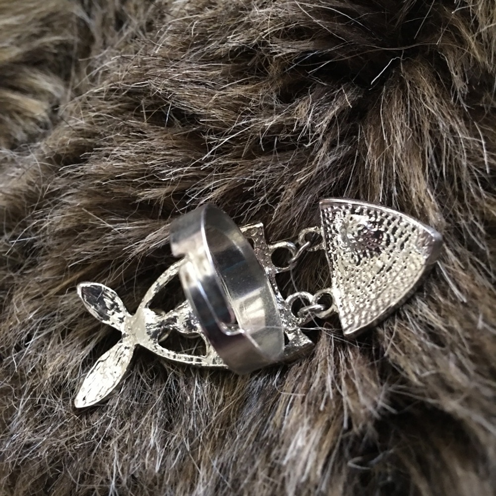 Vintage dangle head rhinestone fish ring - Picture 2 of 6